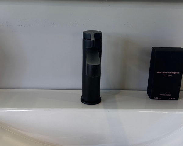 Змішувач для умивальника ''de la noche''