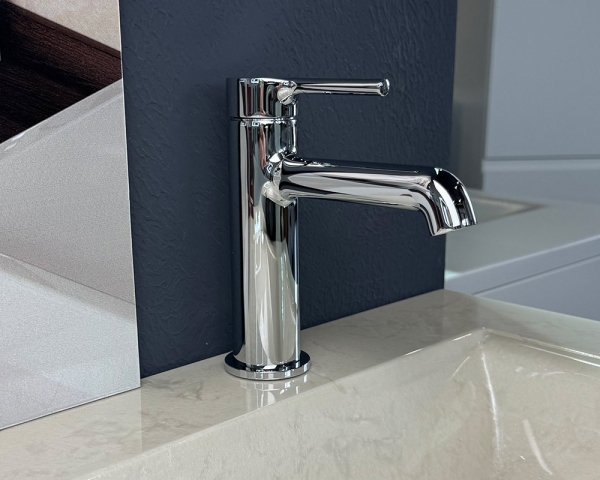 Змішувач для умивальника ''SILVIA CHROME''