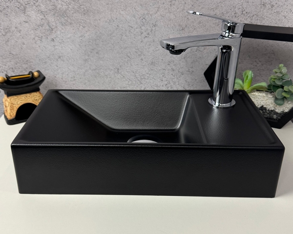  Умивальник «Естель» R чорний шагрень